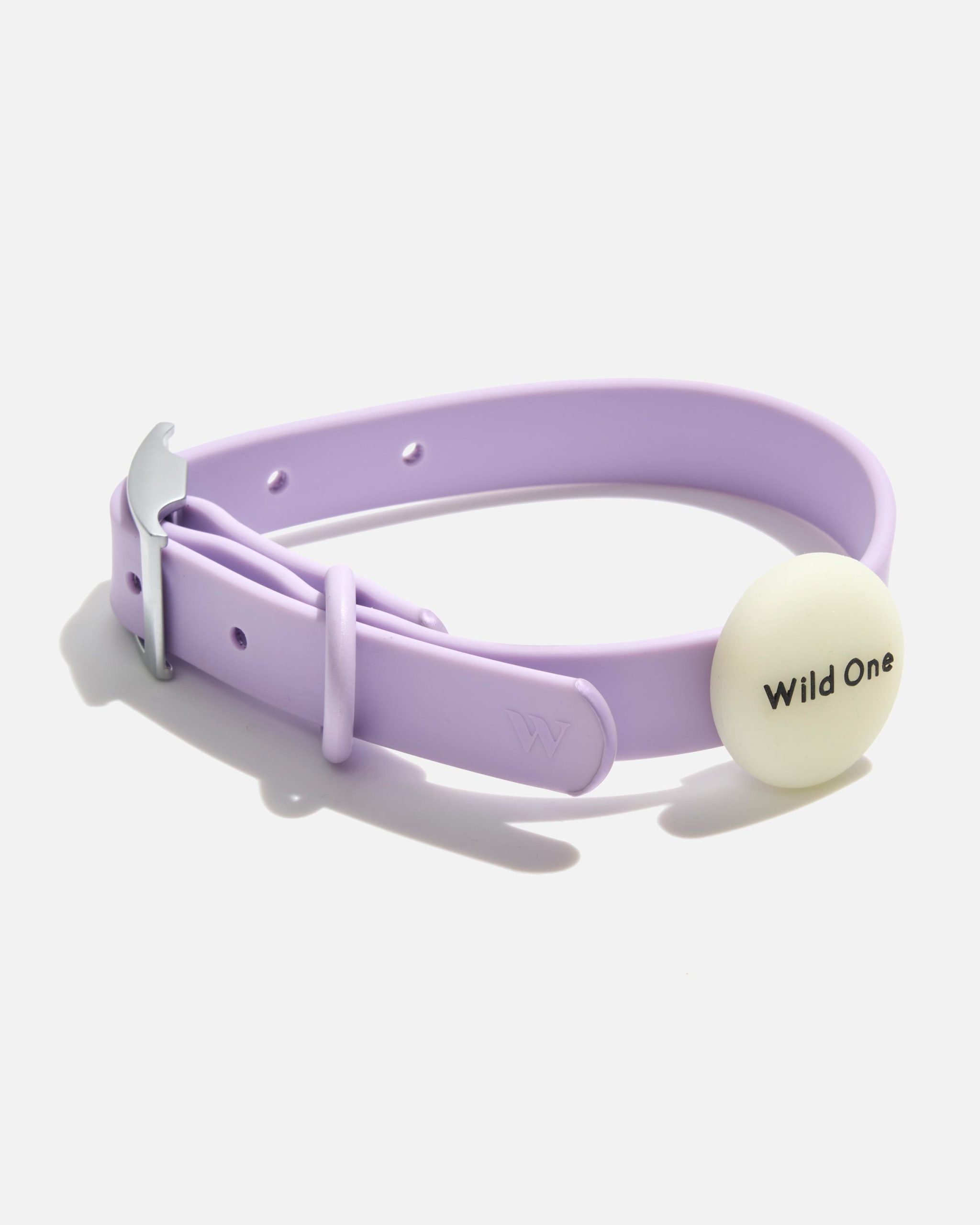 WO_VM_AirtagHolder_Collar_Lilac_PDP_02_4x5_Web_e3a01dfa-3e6f-4ad3-be92-5018f7e50466.jpg
