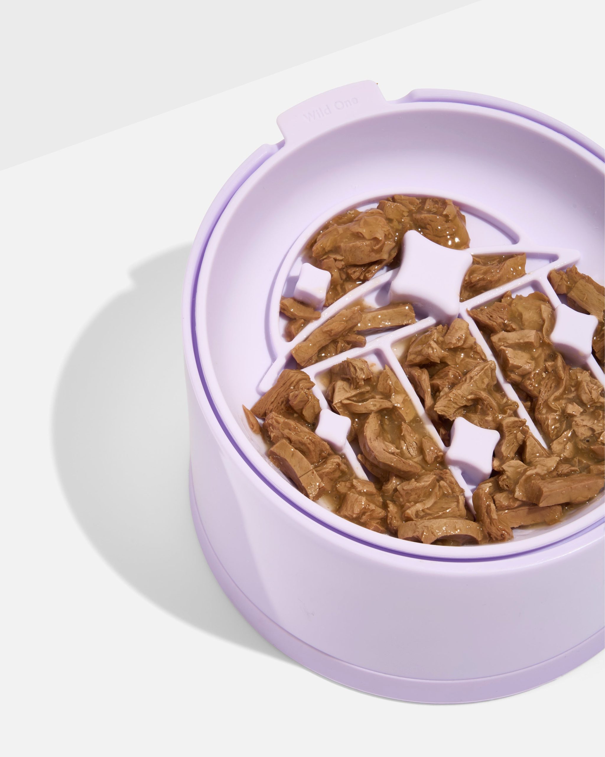 WO_VM_Cat_SlowFeeder_SlantedBowl_Lilac_PDP_08_4x5_Web.jpg