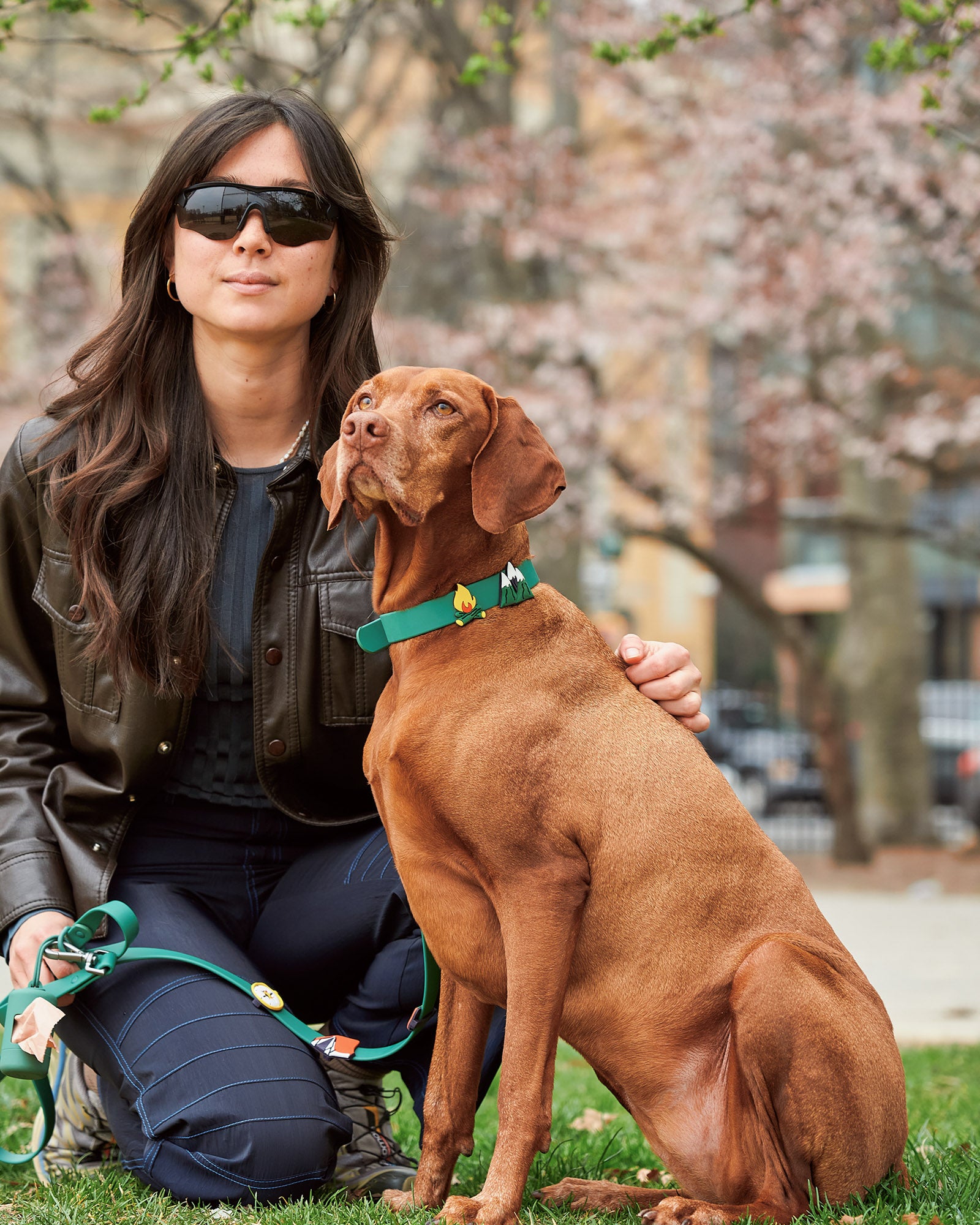 WO_VM_Flair_REI_WalkKitCollar_Spruce_REICampaign_04_2x3_Web-2.jpg