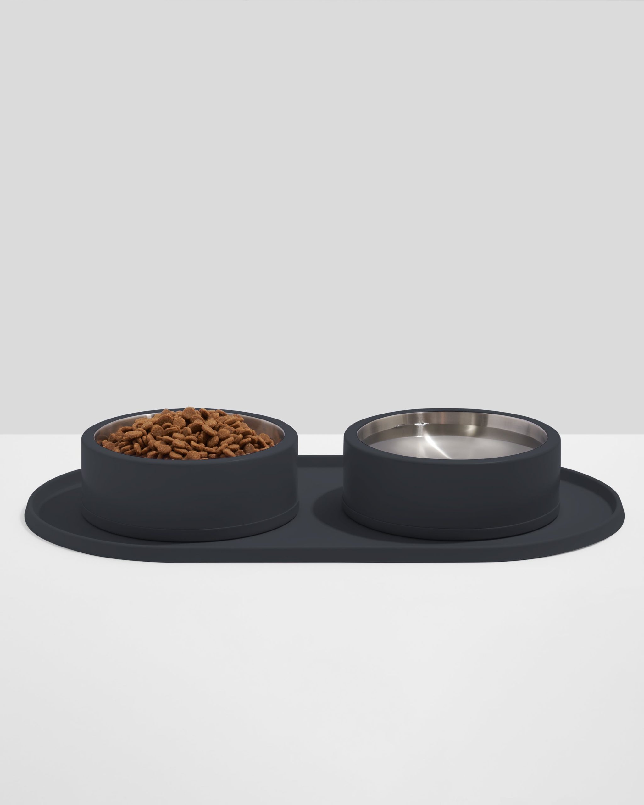WO_VM_Studio_PDP_Home_Placemat_Black_06_4x5_Web_34a1bf0c-11f2-4b26-a1c1-d01e947ebf6f.jpg
